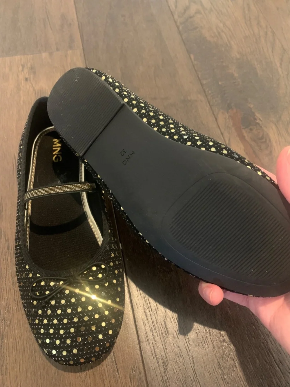 Gold sparkle girls ballerina style shoes
